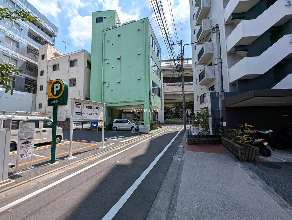 サンクレイドル板橋区役所前　北側 前面道路