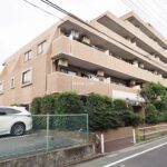 ライオンズマンション西高島平溝下公園弐番館　外観