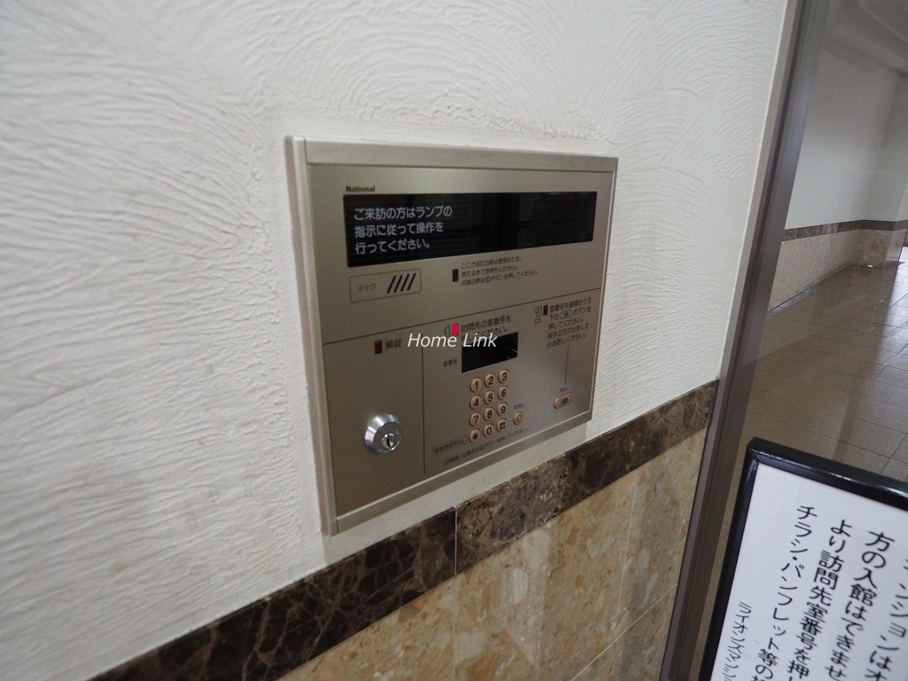 ライオンズマンション西高島平溝下公園弐番館　オートロック