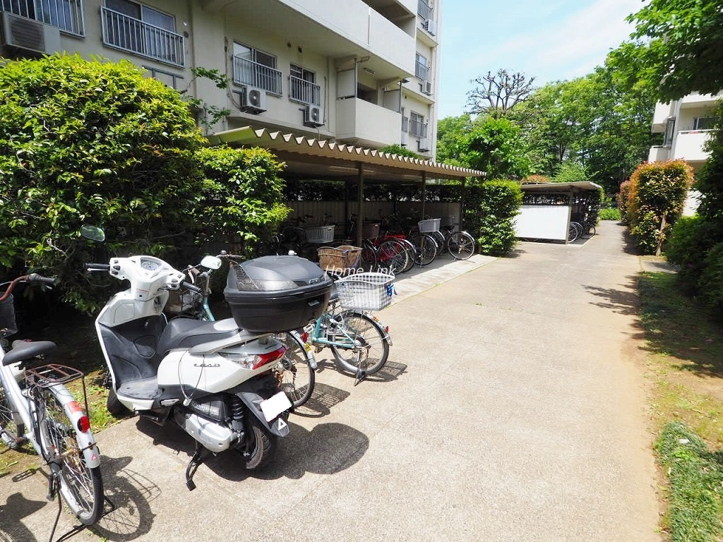 光が丘パークタウンゆりの木通り北住宅4号棟　駐輪場