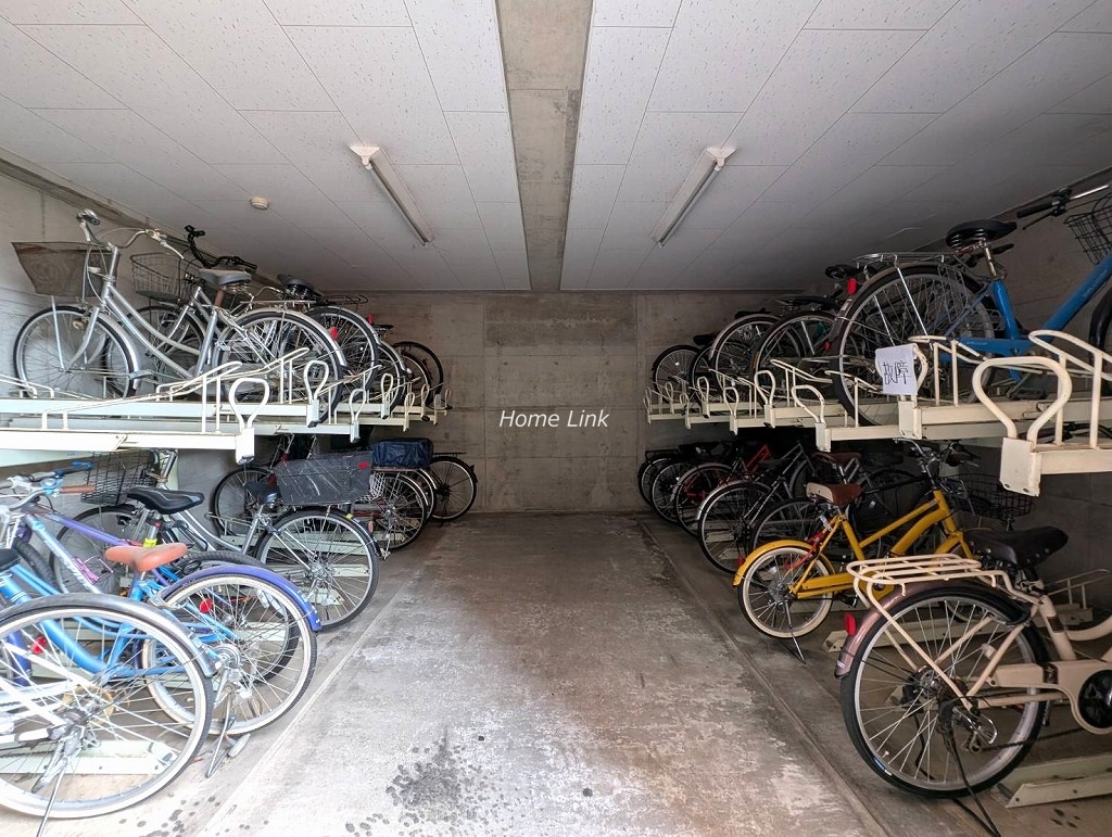 ダイアパレス若葉弐番館　駐輪場