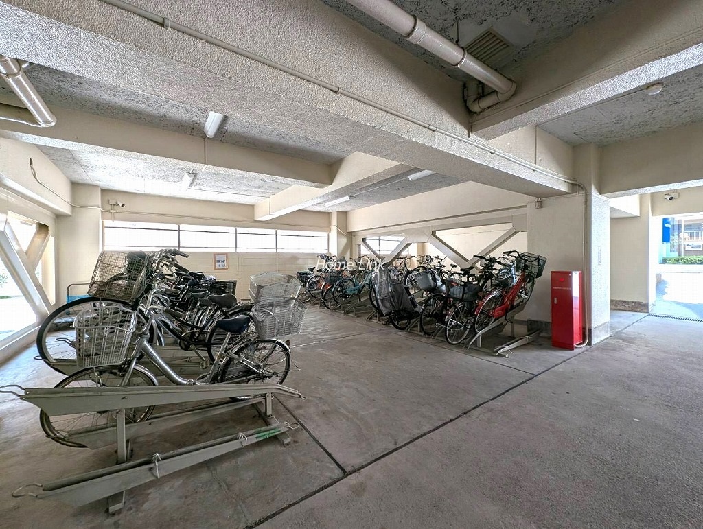 青木町スカイハイツ　駐輪場