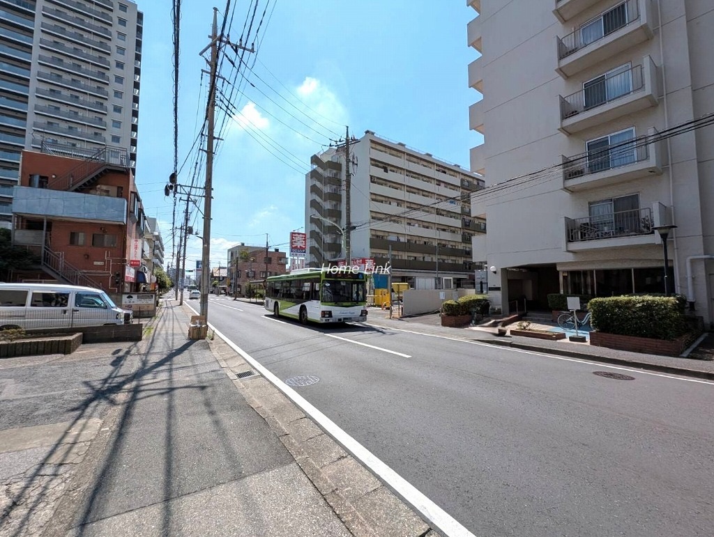青木町スカイハイツ　前面道路