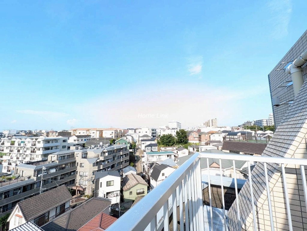 アクサス東武練馬7階 ルーフバルコニー付き住戸