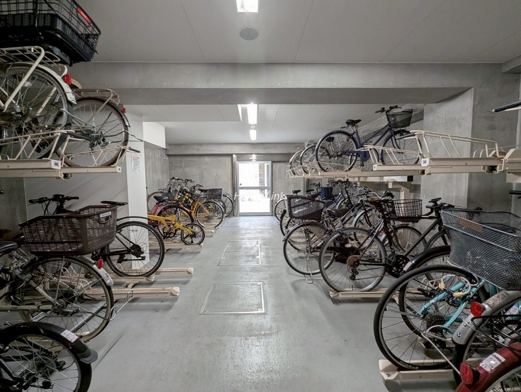 クリオ板橋本町　駐輪場