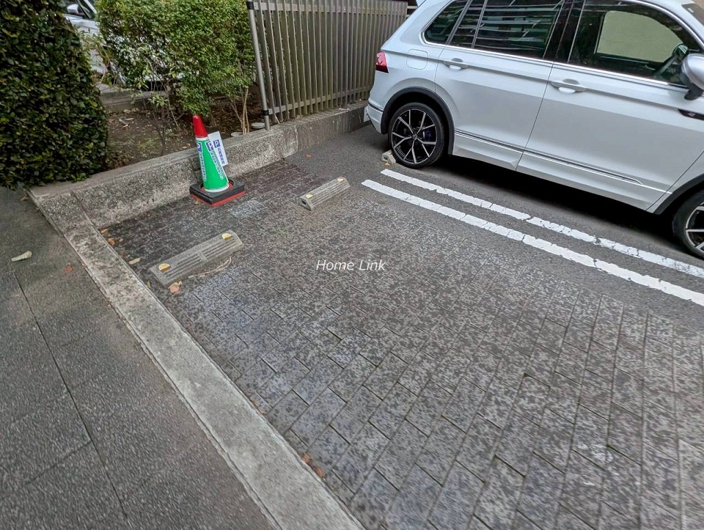 テラス加賀　来客用駐車場