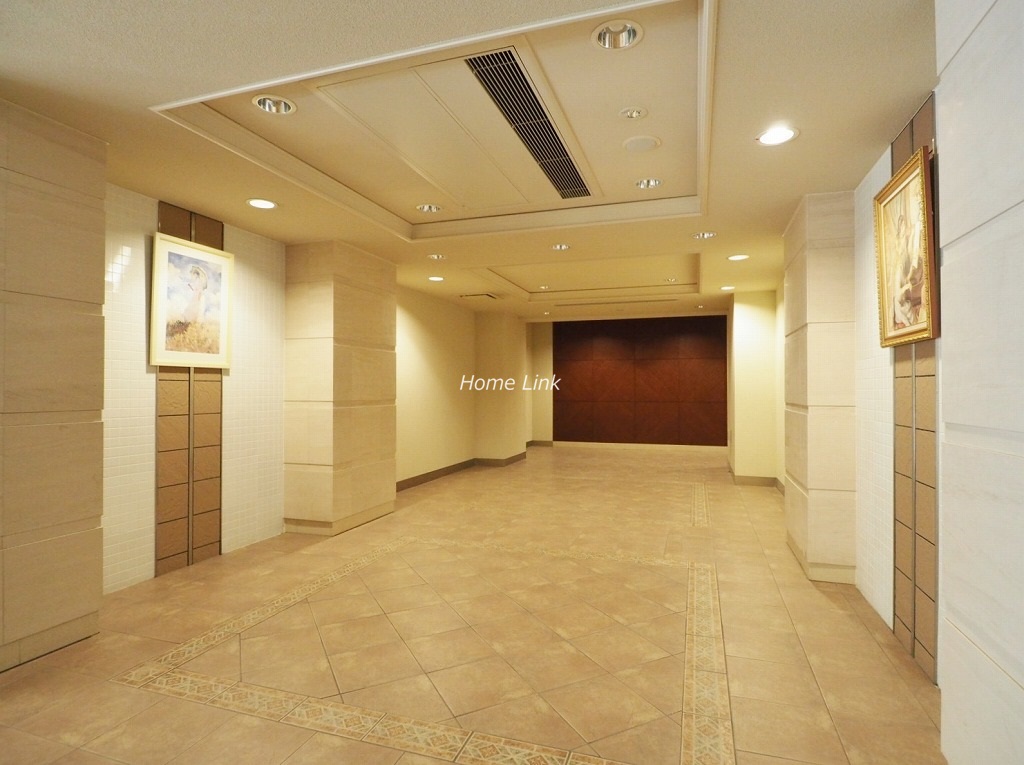 グランシティユーロパレス大山 エントランス