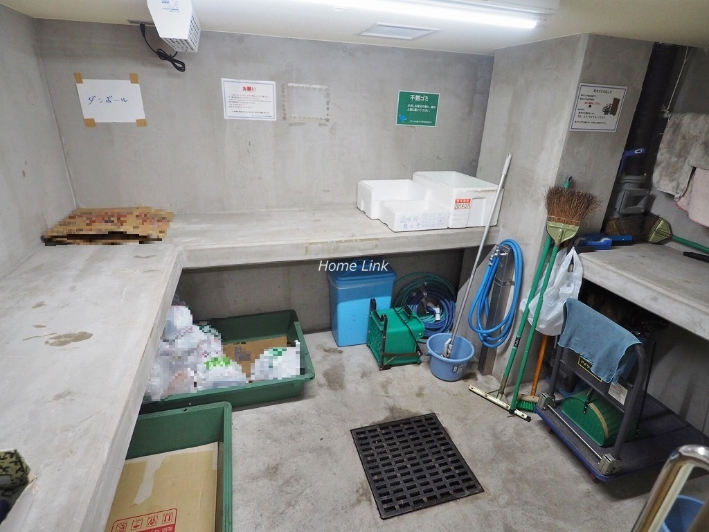 グランシティユーロパレス大山 ゴミ置き場