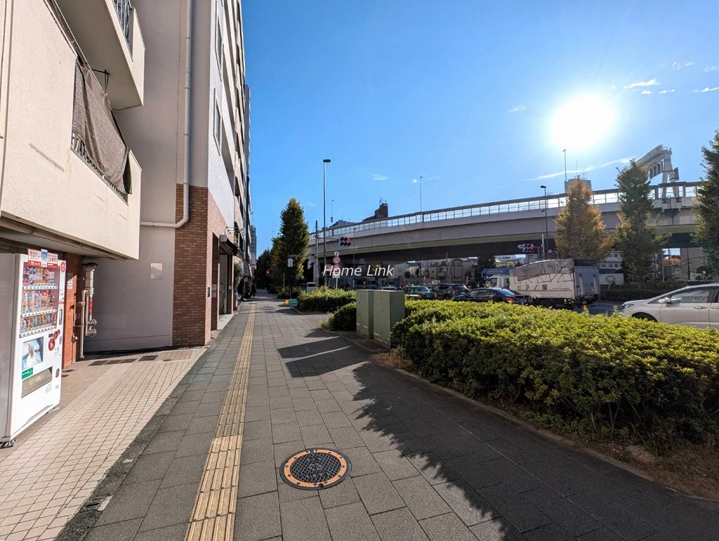 ライオンズマンション蓮沼 南西側 前面道路