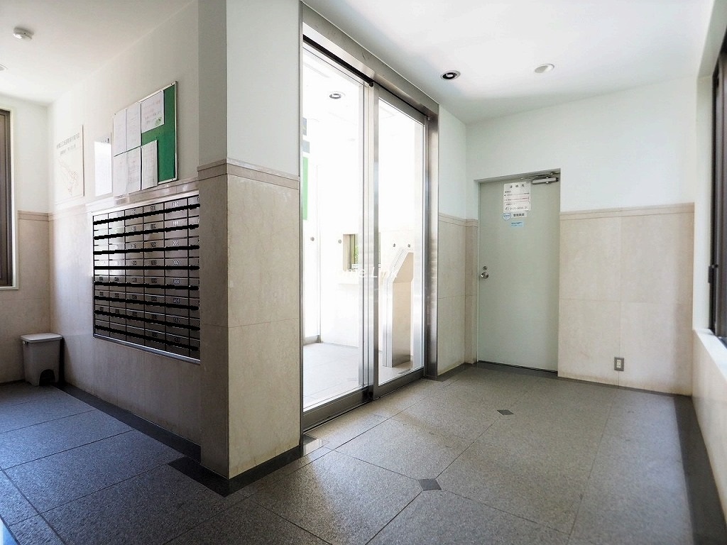 蓮根パーク・ホームズ　エントランスホール