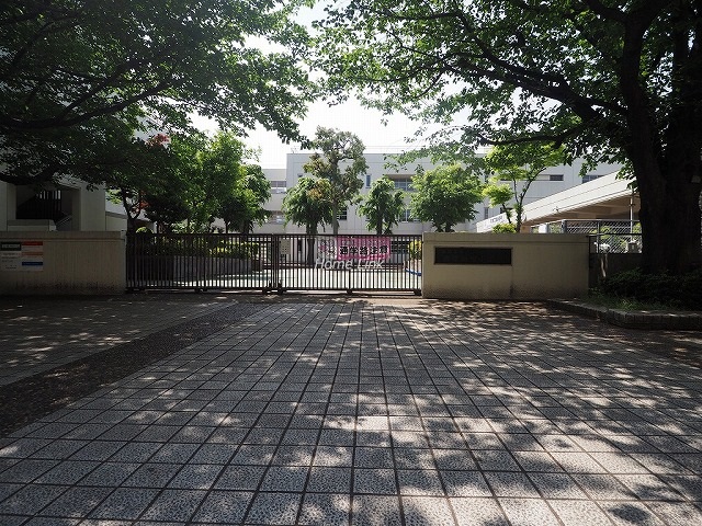 光が丘パークタウンゆりの木通り北住宅5号棟周辺環境 赤塚新町小学校