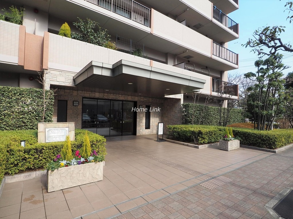 ザ・ウインベル本蓮沼　エントランス前