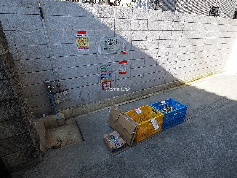 南ときわ台ローヤルコーポ ゴミ置き場