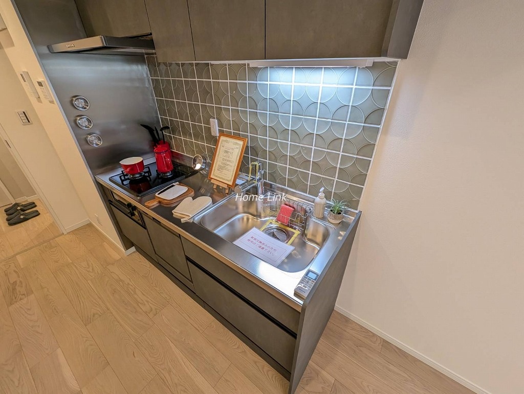 南ときわ台ローヤルコーポ1階　食器洗浄機付きシステムキッチン