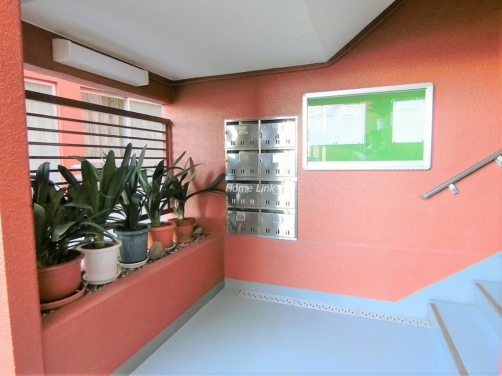 東久パレス赤塚 エントランスホール