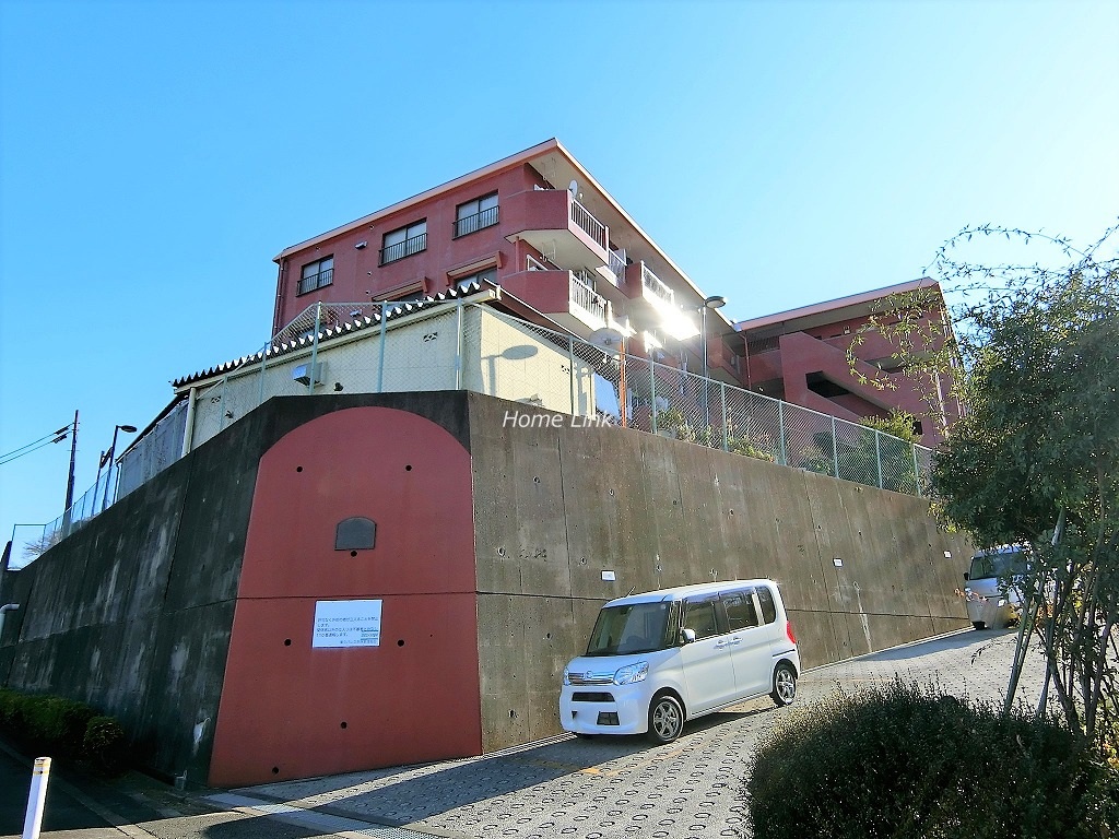 東久パレス赤塚 北西側からの外観