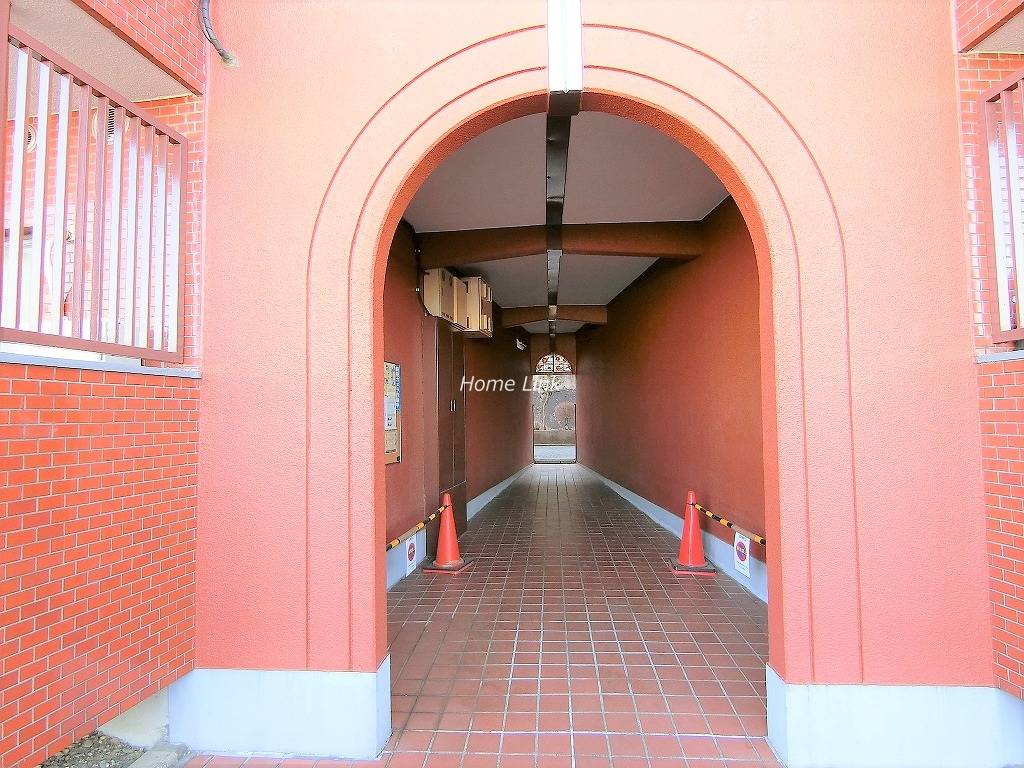 東久パレス赤塚 エントランス