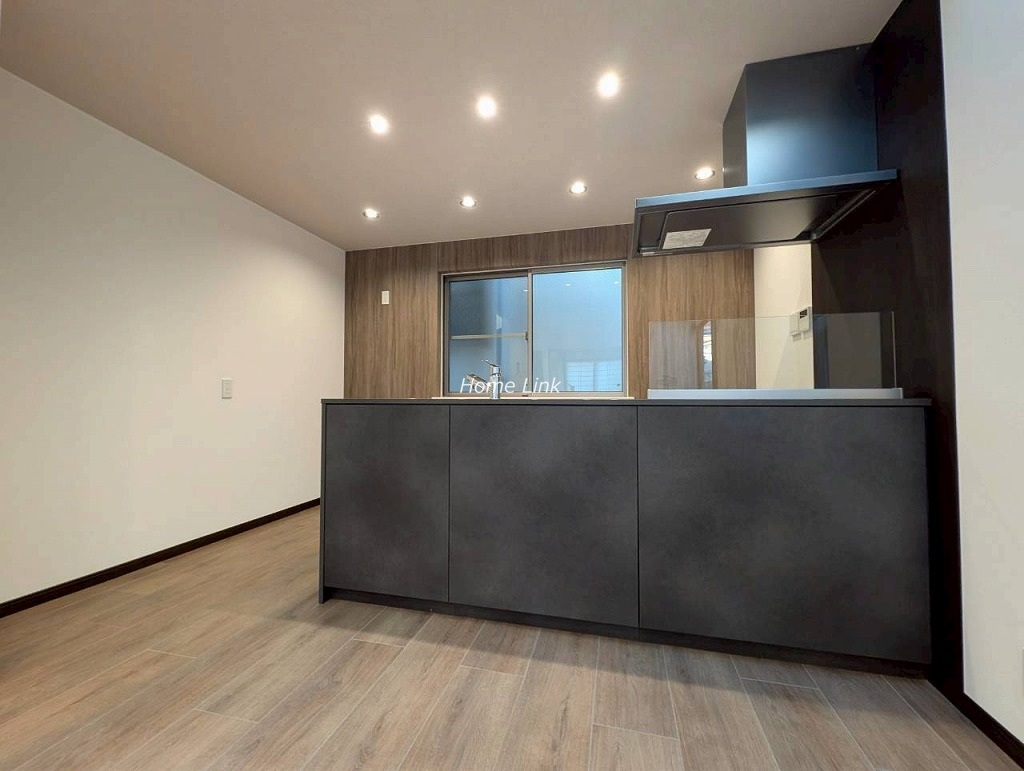 東新町2丁目 中古戸建 2階 オープンキッチン