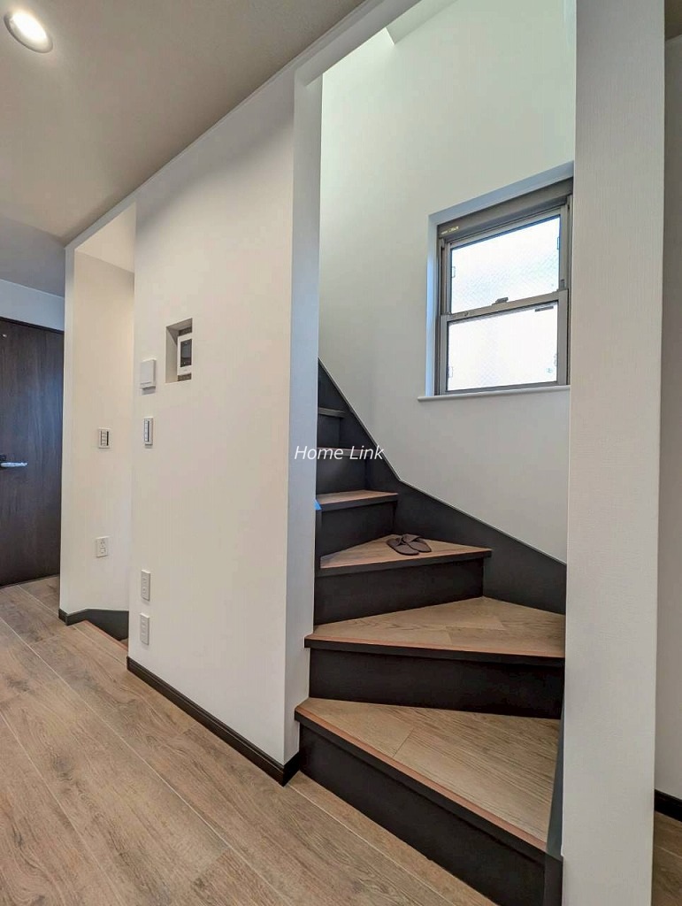 東新町2丁目 中古戸建 3階へ