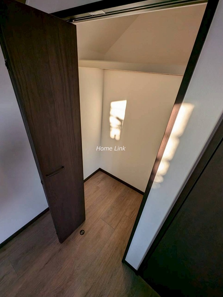 東新町2丁目 中古戸建 3階 洋室6.1帖 クローゼット