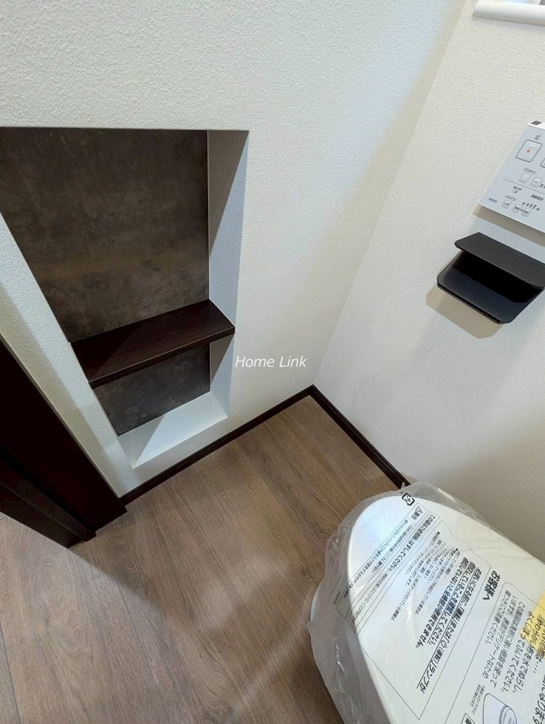 東新町2丁目 中古戸建 1階 トイレ収納