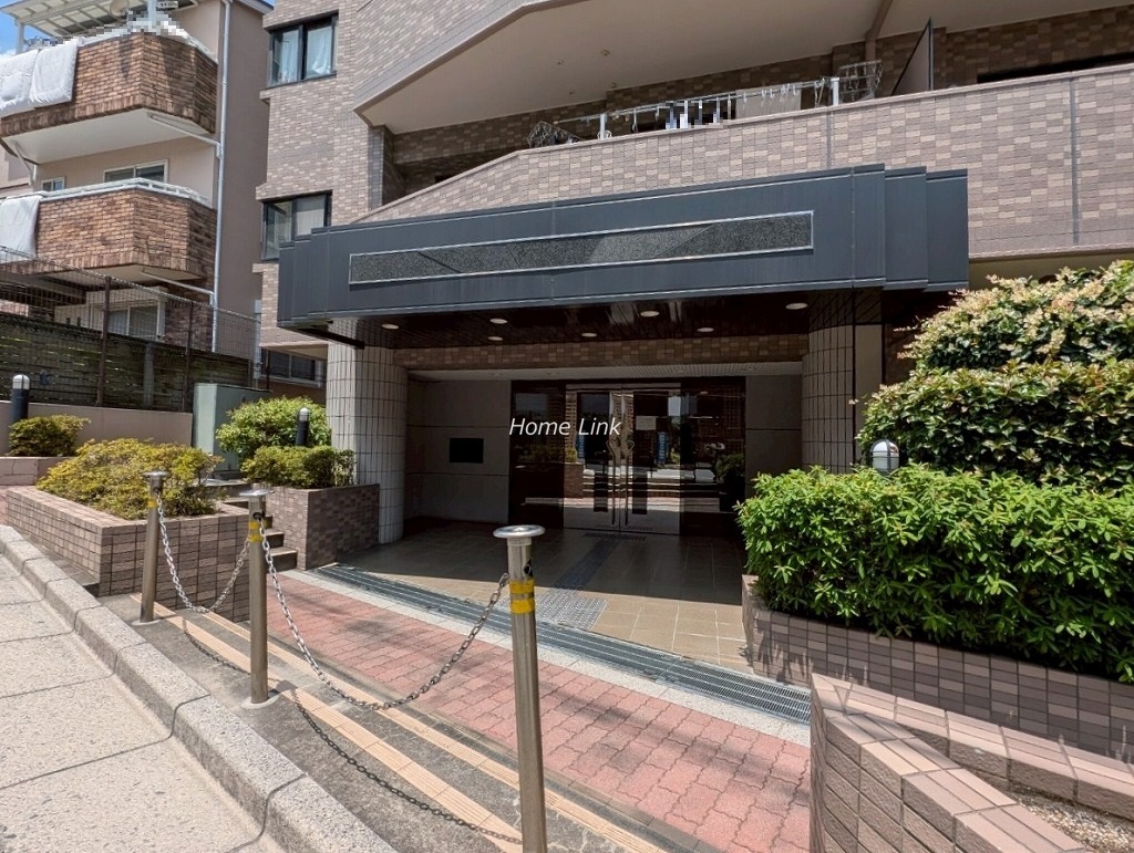 レクセルマンション板橋徳丸　エントランス前