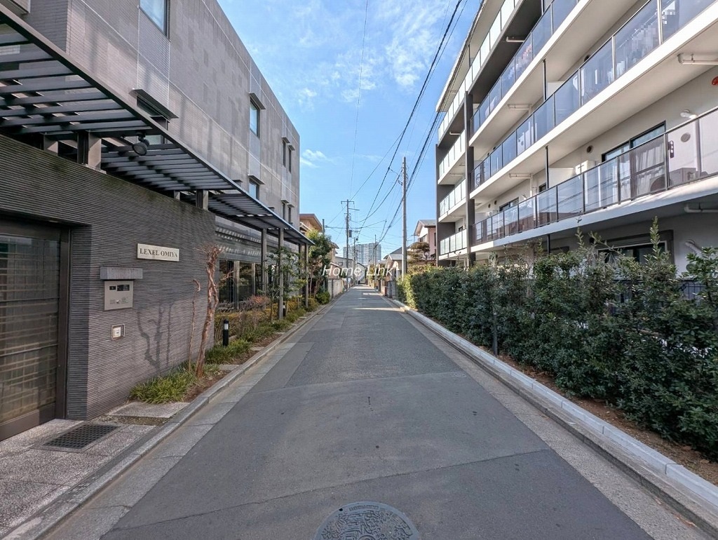 レクセル大宮 北側 前面道路