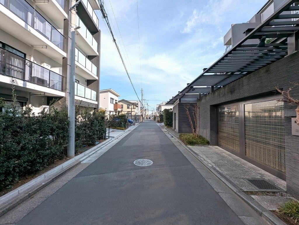 レクセル大宮 北側 前面道路