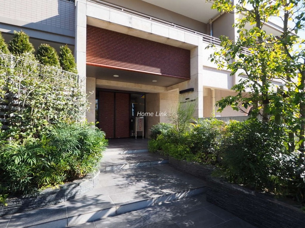 エクセレントシティ板橋大門 エントランス前