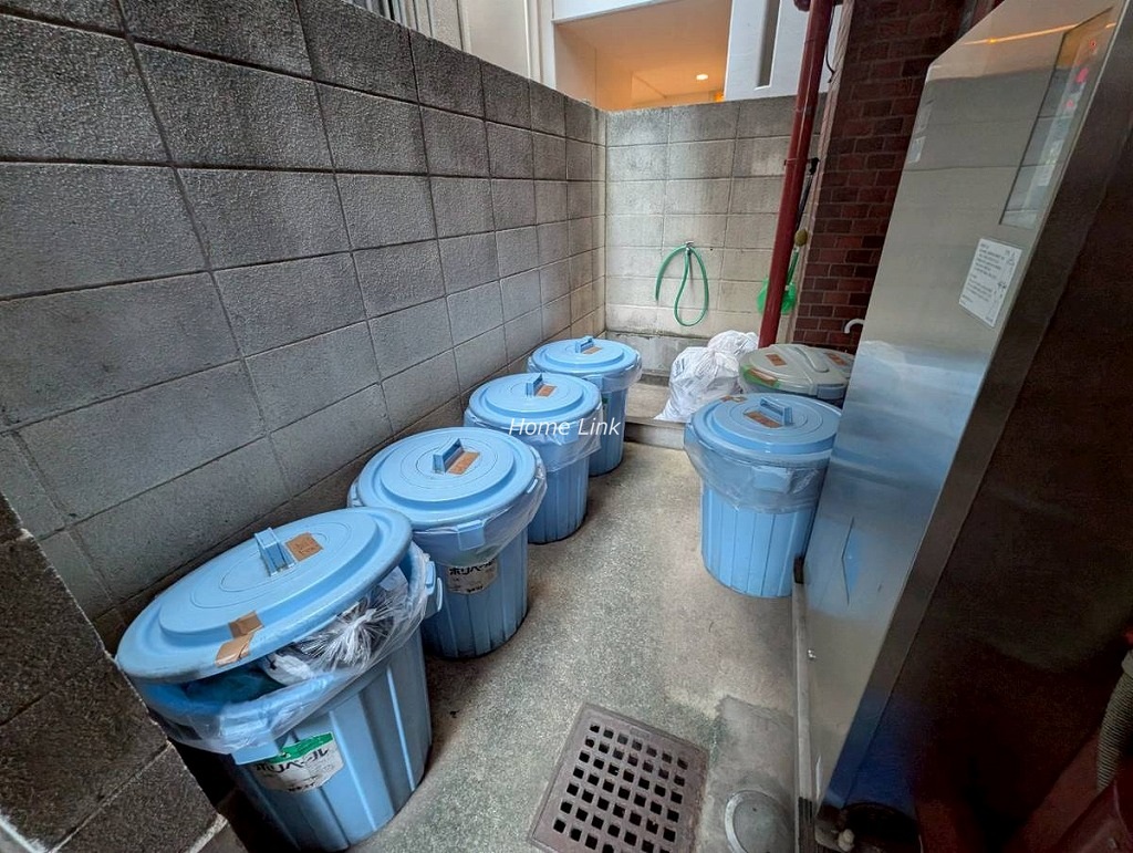 モナークマンション大山 ゴミ置き場