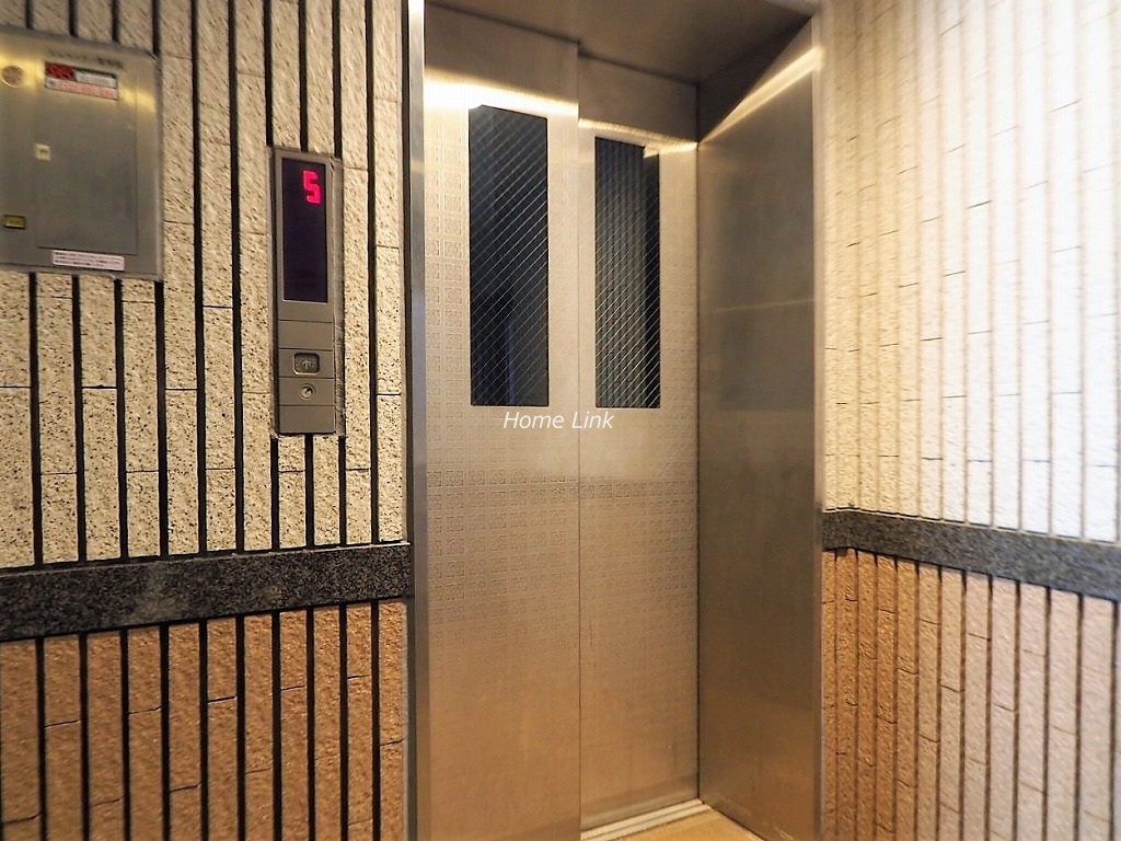 ライオンズシティ小竹向原 エレベーターホール