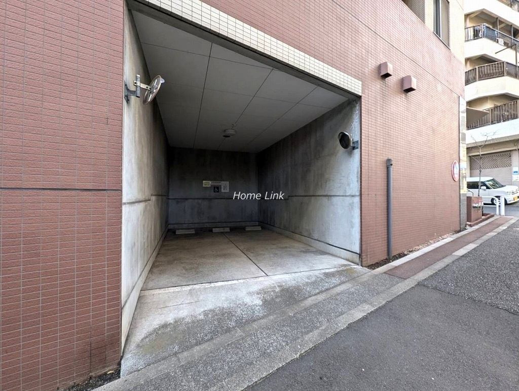 ルピナス大山グランドタワーｉステージ　駐車場