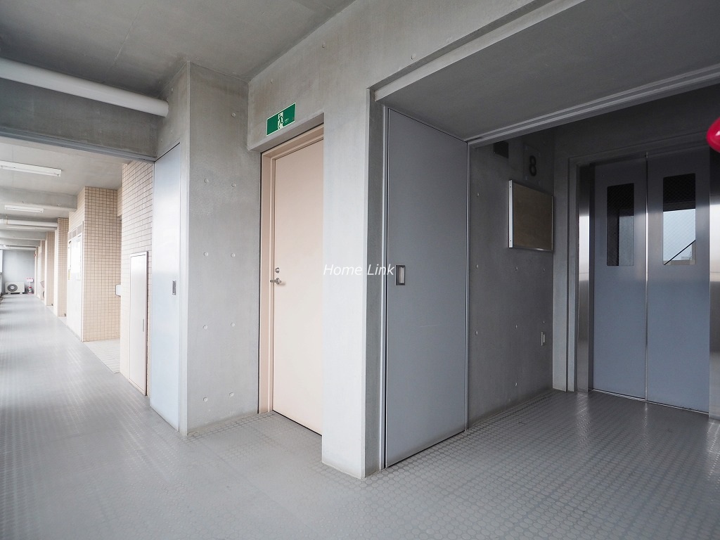 成増ACT1 エレベーターホール