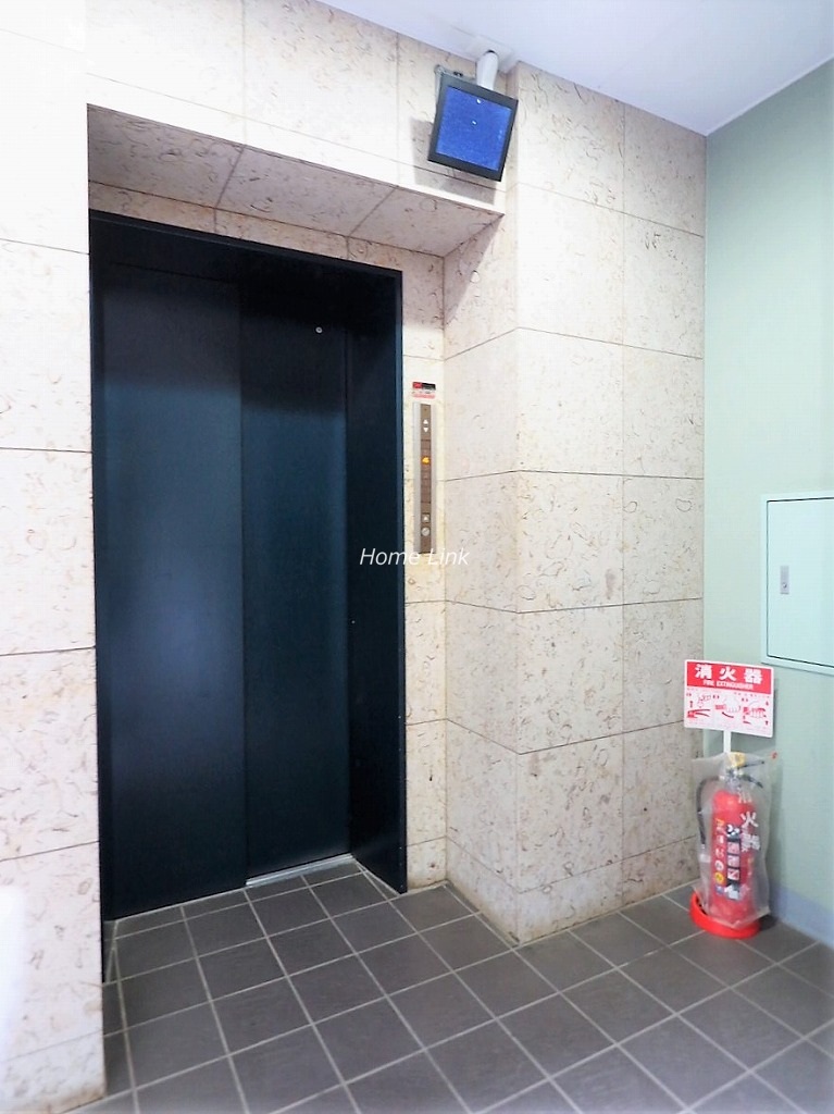 菱和パレス小竹向原 エレベーターホール