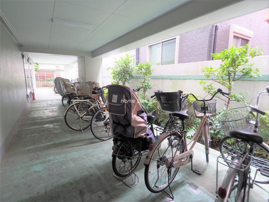 菱和パレス小竹向原 駐輪場