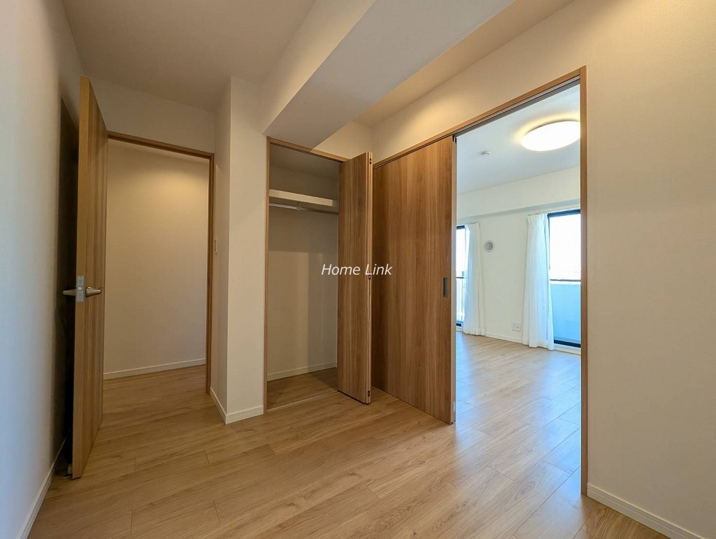 菱和パレス小竹向原5階　2way動線の洋室