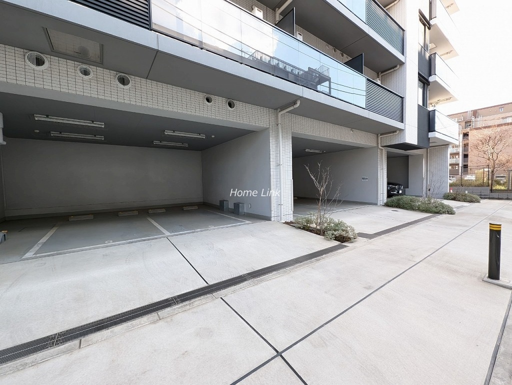 クレヴィスタ浮間舟渡　駐車場