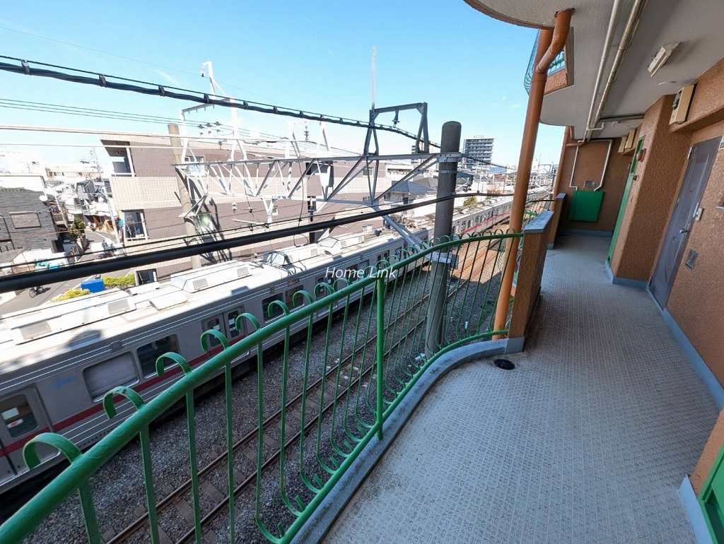 グリーン赤塚　東武東上線沿い