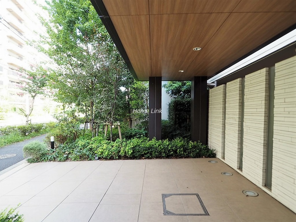 パーク・ホームズ板橋蓮根一番街 エントランス前