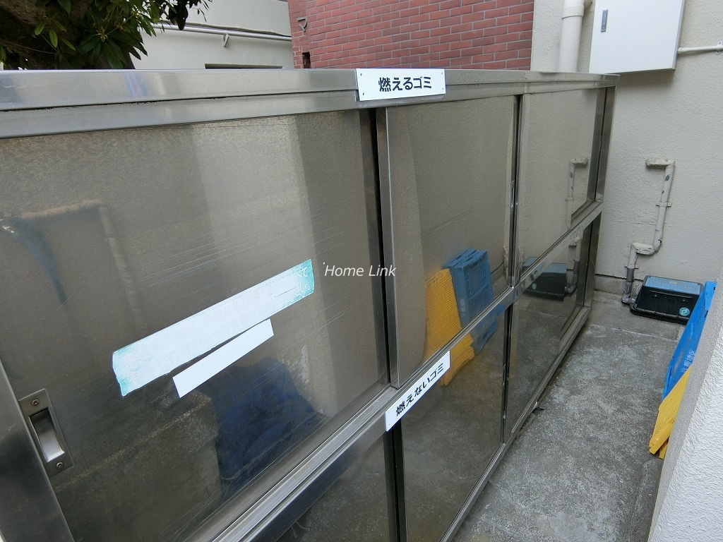 マンション初穂高島平 ゴミ置き場