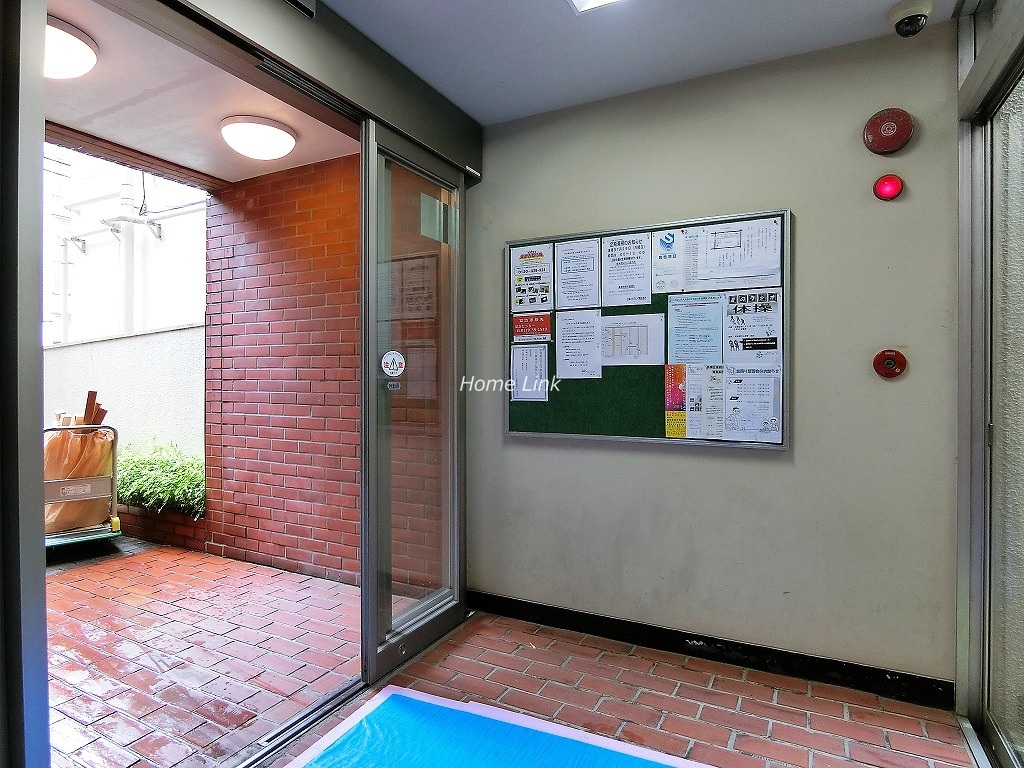 マンション初穂高島平 エントランス