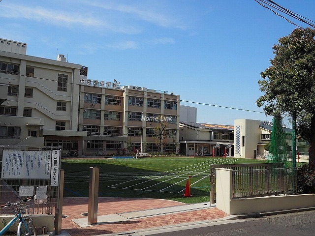 グランヴァンジーベック板橋周辺環境　板橋第四小学校
