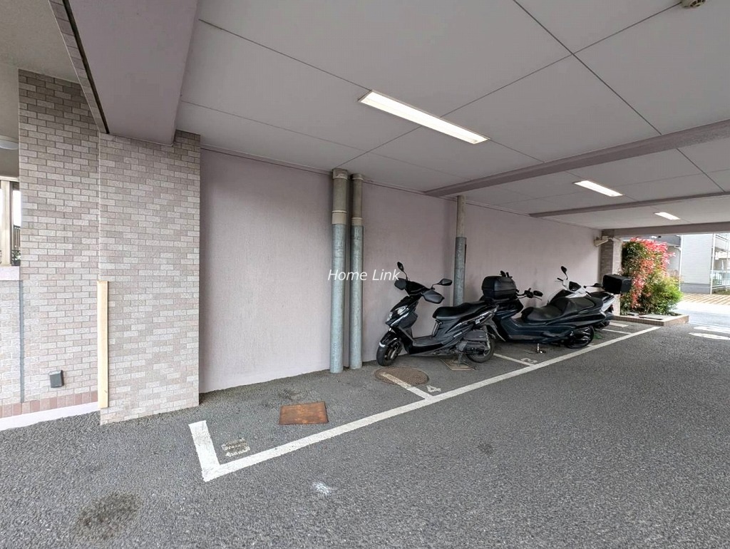 アーバンキャッスル高島平ウエスト　バイク置き場