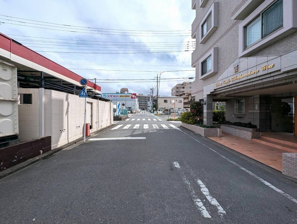 アーバンキャッスル高島平ウエスト　東側 前面道路