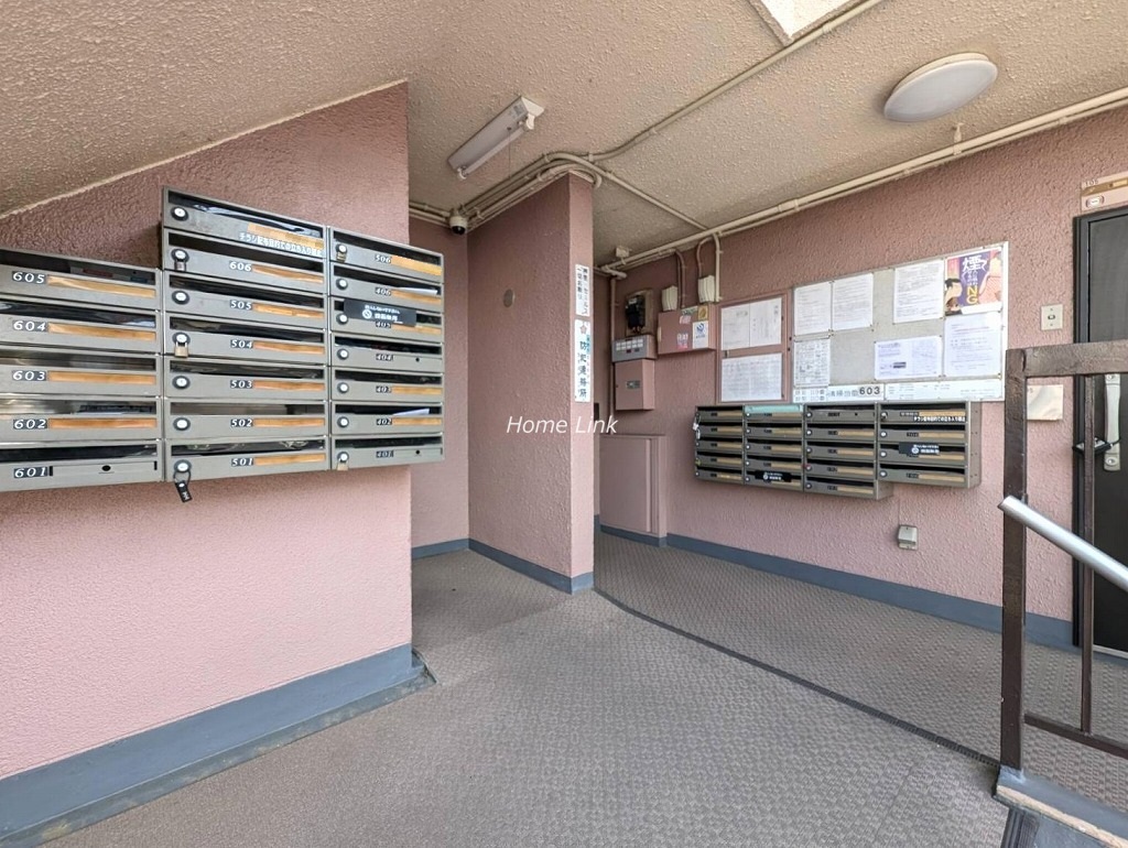 三田高島平第二コーポ　エントランス