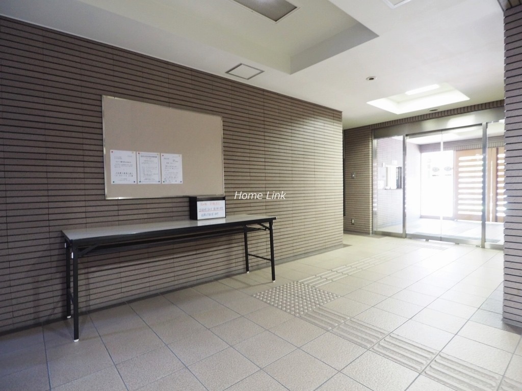 モア・クレスト小竹向原 エントランスホール