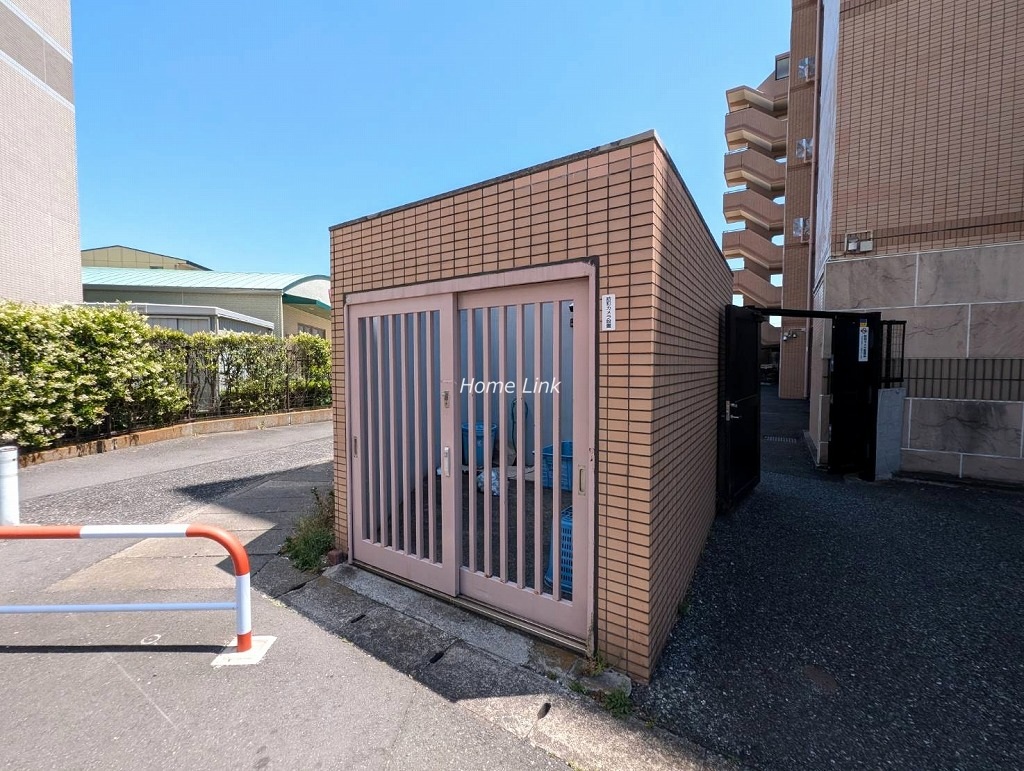 ライオンズマンション上戸田　ゴミ置き場