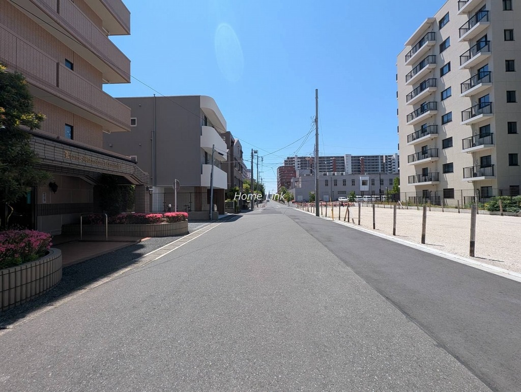 ライオンズマンション上戸田　前面道路