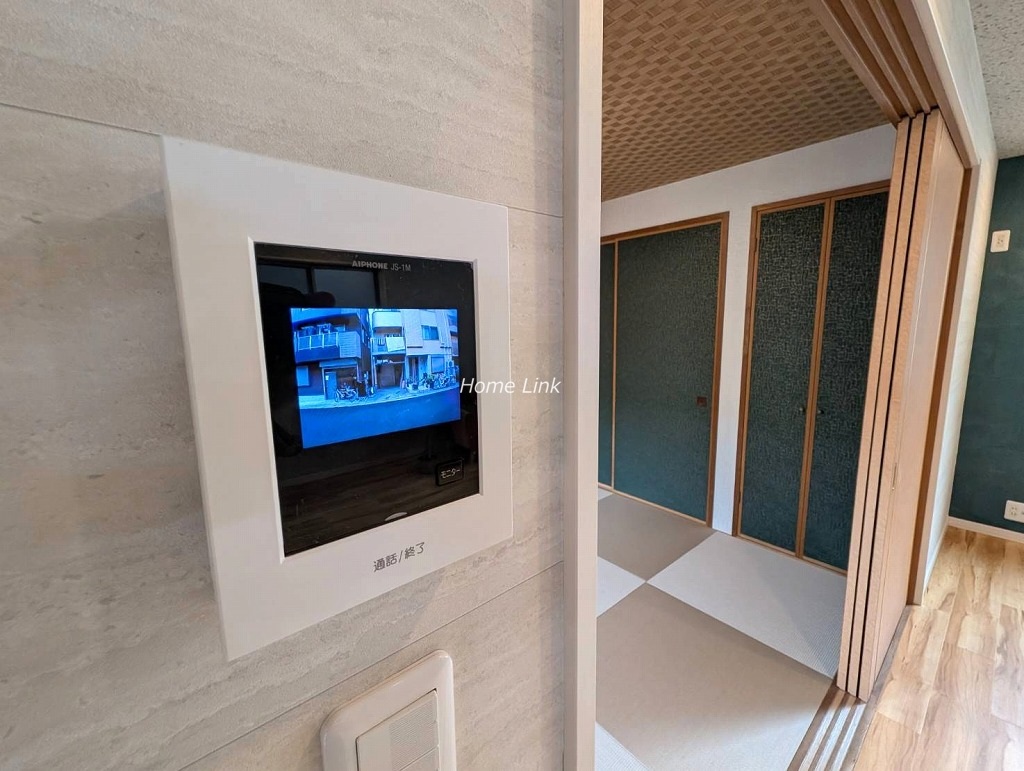 東新町2丁目　中古戸建　2階 TVモニター付きインターホン