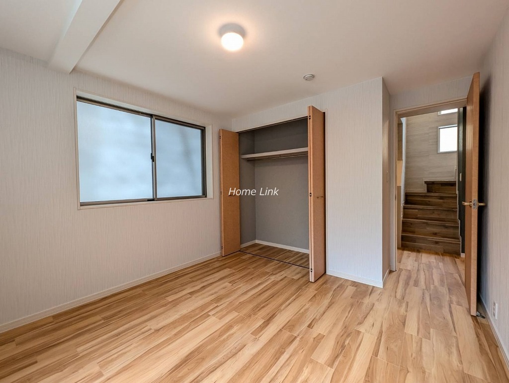 東新町2丁目　中古戸建　1階 洋室6帖